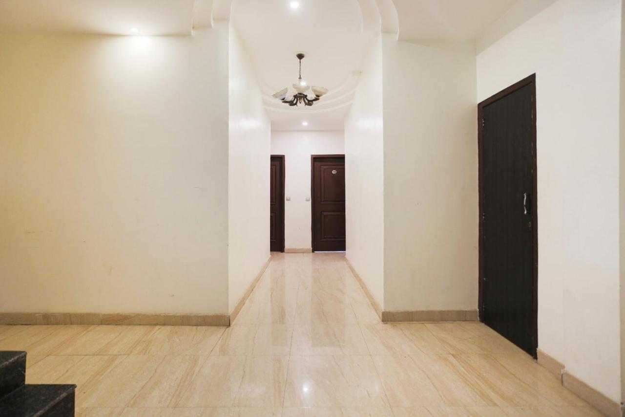 Capital O The Nest Expo Near Pvr Ansal Plaza Greater Noida Hotel Buitenkant foto